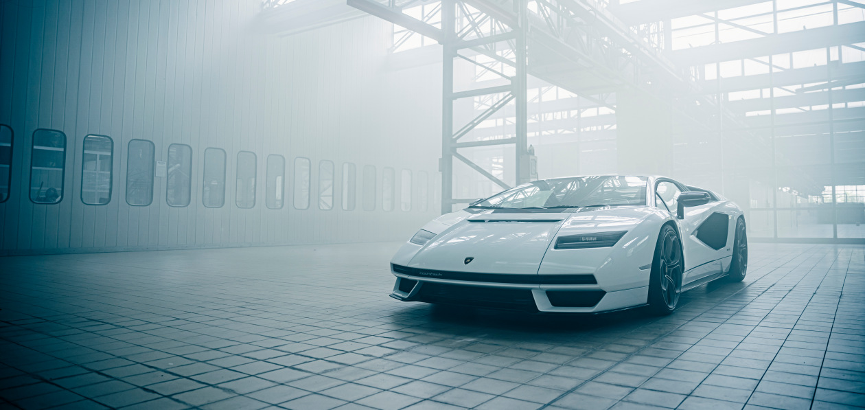 Возрожденный Lamborghini Countach стал гибридом